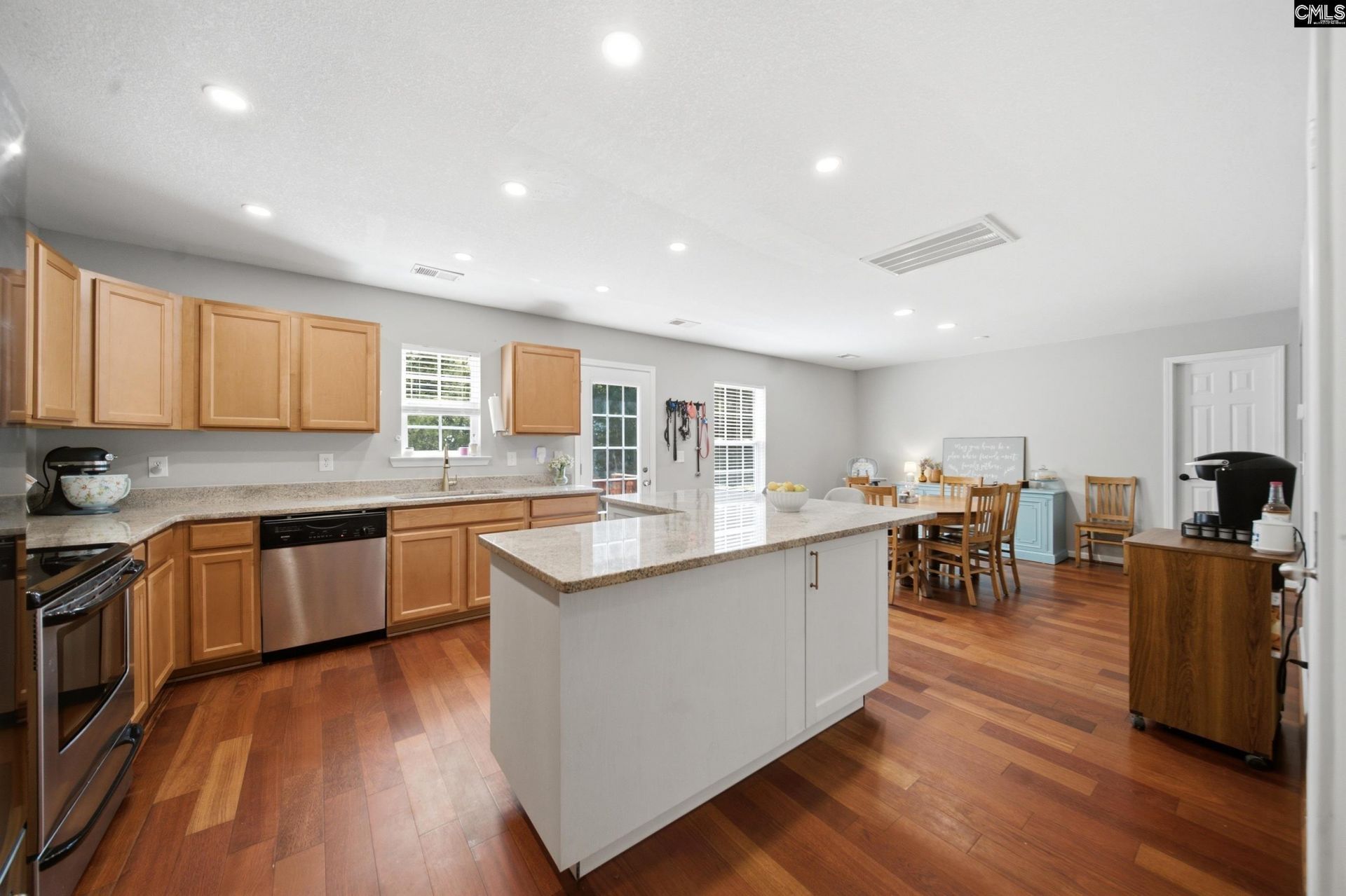 222 Eagle Pointe Drive Photo 9