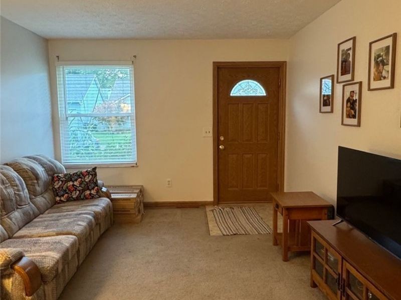 114 Sabetha Place , Akron, OH 44313 Photo 9
