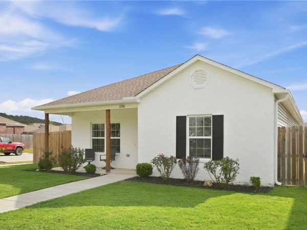 1286 S Morningside Drive, Fayetteville, AR 72701