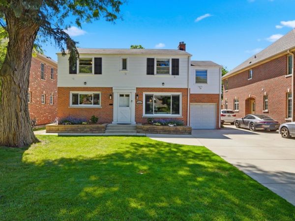 204 S Home Avenue , Park Ridge, IL 60068
