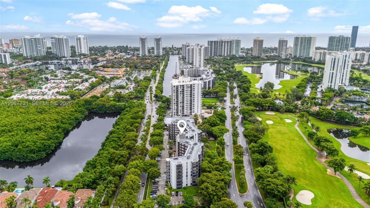 3301 N Country Club Dr, Unit 208, Aventura, FL 33180 Photo