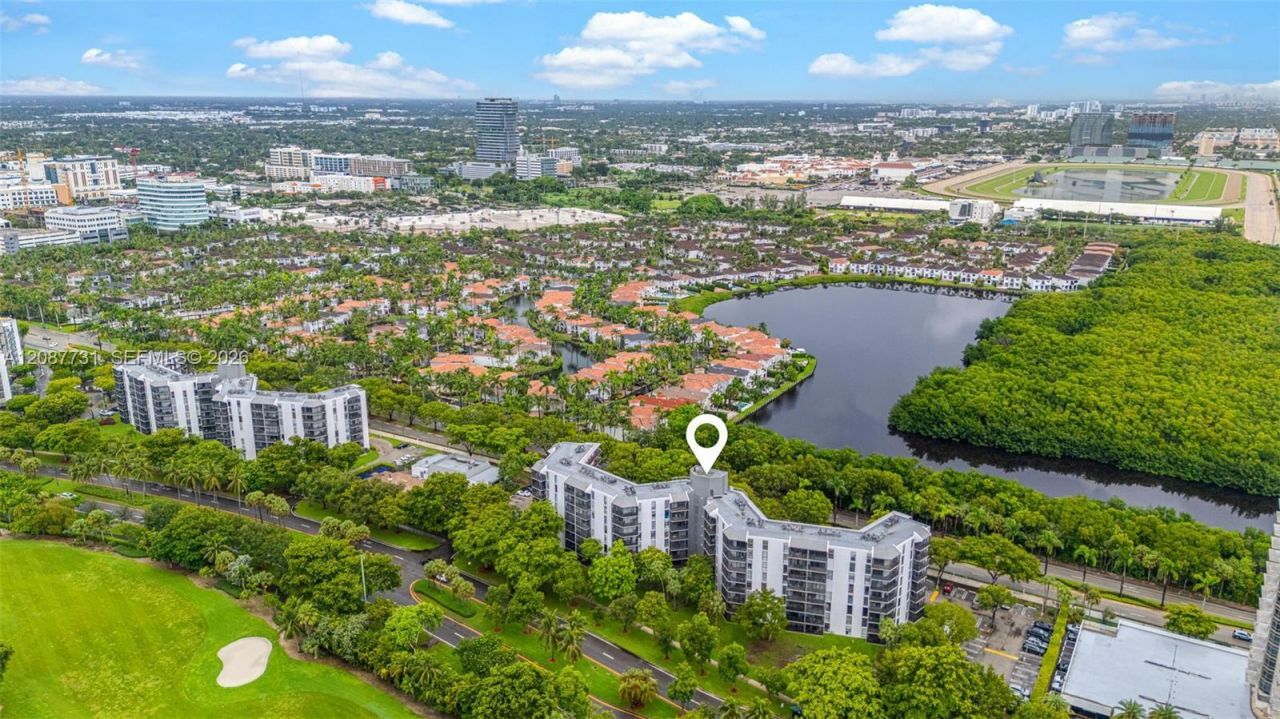 3301 N Country Club Dr, Unit 208, Aventura, FL 33180 Photo