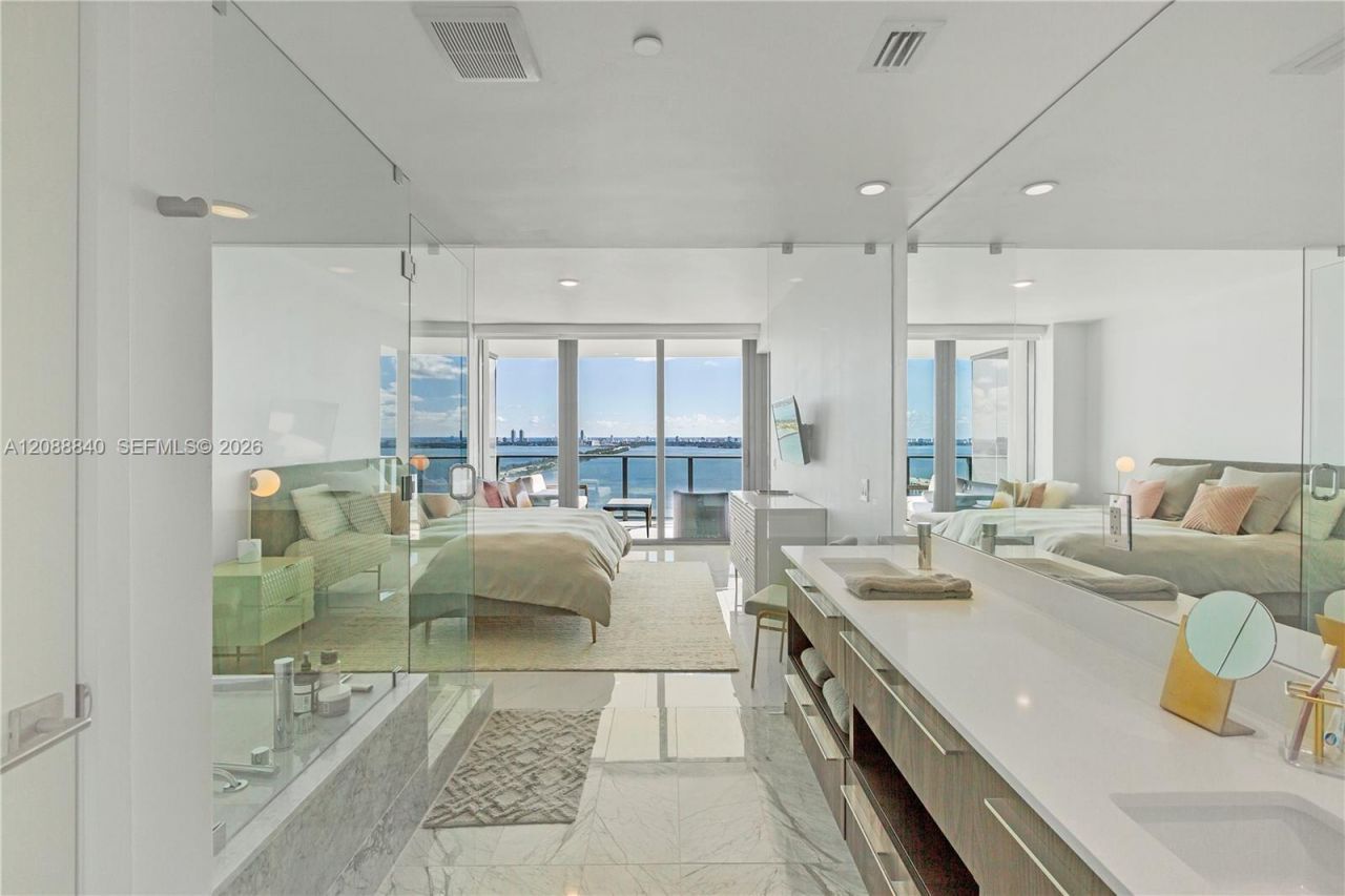 3131 NE 7th Ave, Unit 2903, Miami, FL 33137 Photo