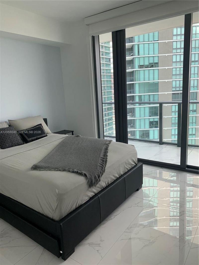 3131 NE 7th Ave, Unit 2903, Miami, FL 33137 Photo