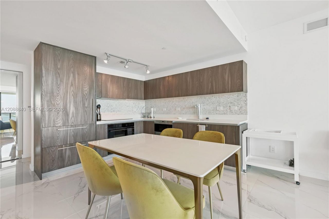 3131 NE 7th Ave, Unit 2903, Miami, FL 33137 Photo