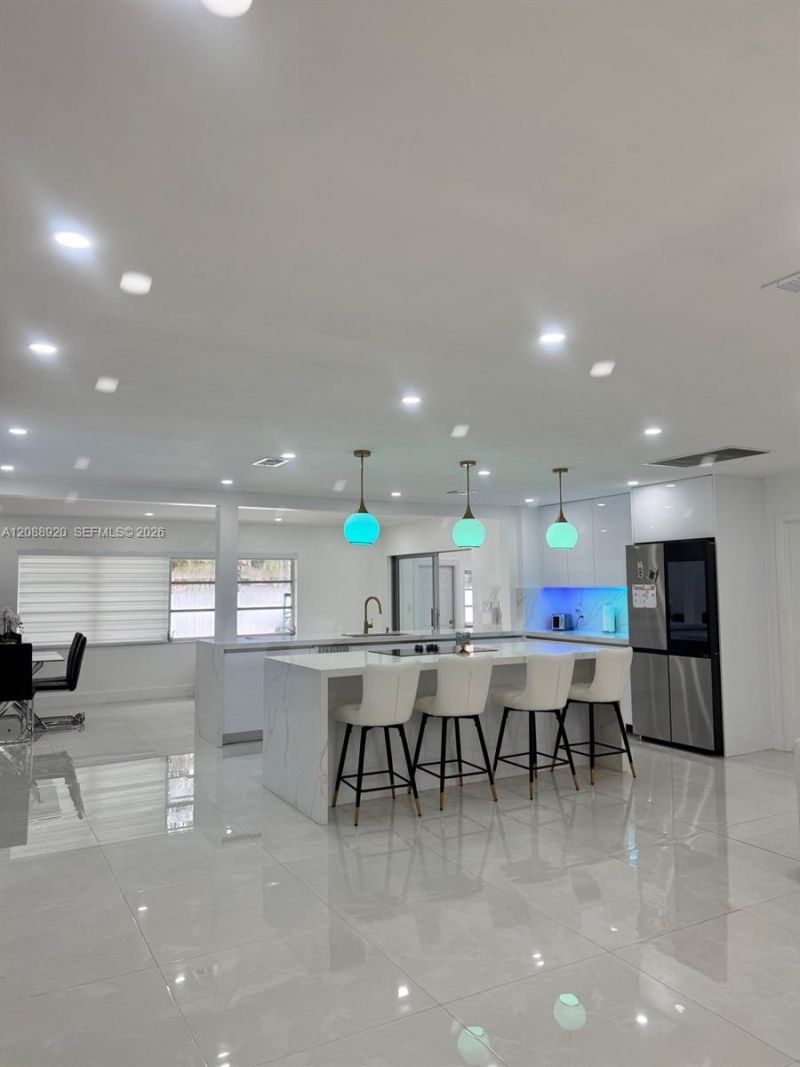 1401 NW 122nd Ave, Pembroke Pines, FL 33026 Photo