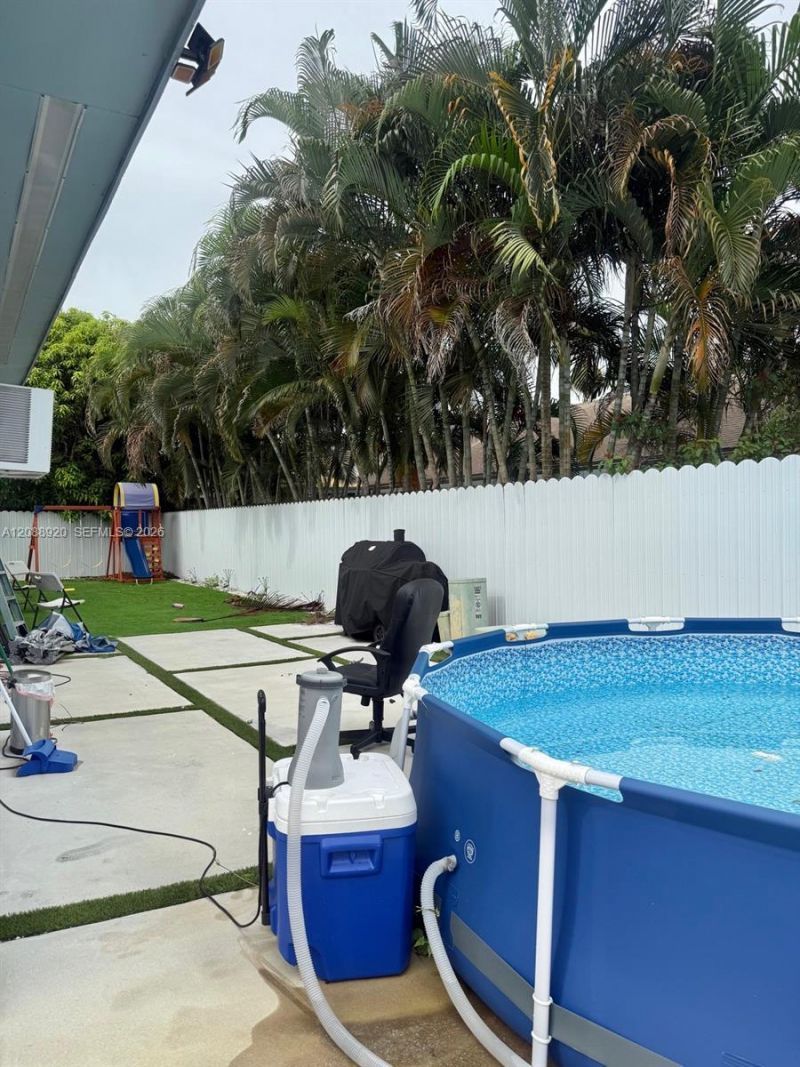 1401 NW 122nd Ave, Pembroke Pines, FL 33026 Photo