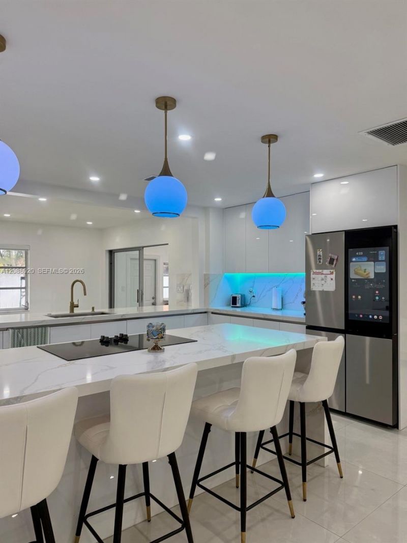 1401 NW 122nd Ave, Pembroke Pines, FL 33026 Photo