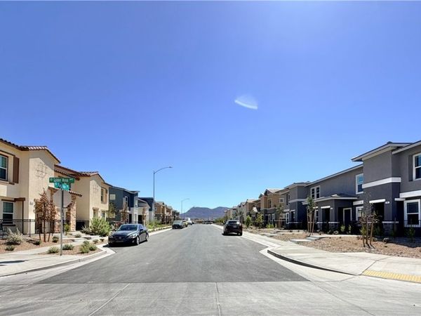 930 Black Heron Street, Henderson, NV 89011