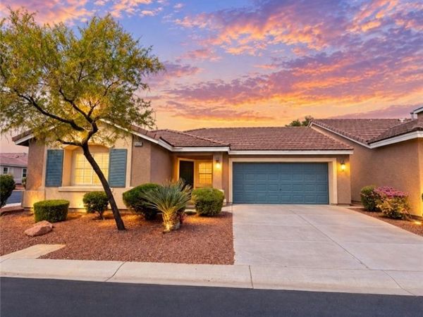 5426 Golden Barrel Avenue , Las Vegas, NV 89141