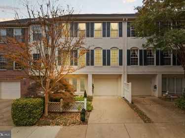 2729 PEMBSLY DRIVE, VIENNA, VA 22181