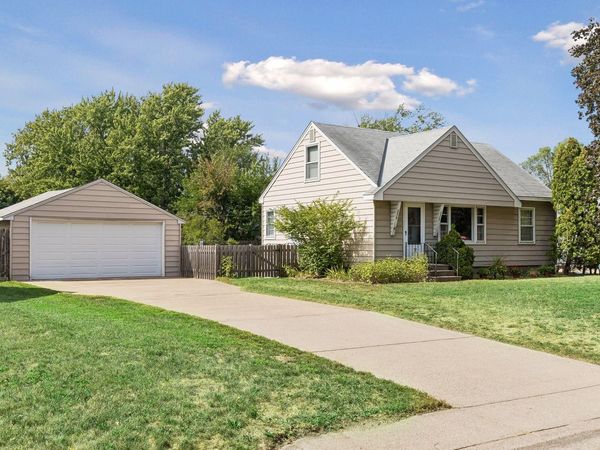 2578 17th Avenue NW, New Brighton, MN 55112
