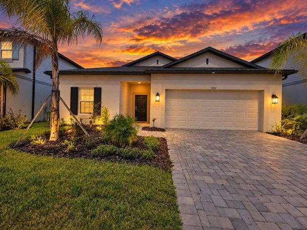5507 FREESIA DRIVE , LAKELAND, FL 33811