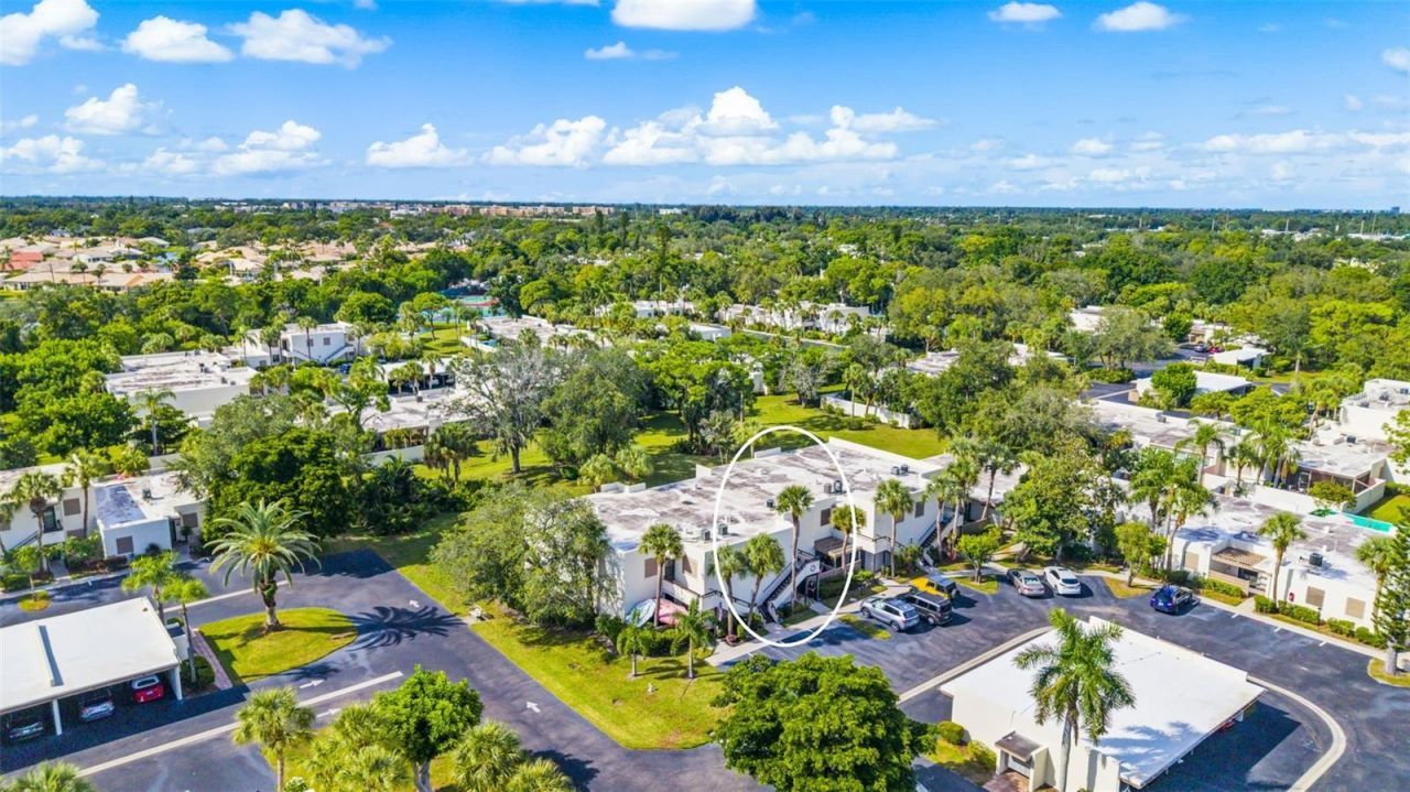 519 Lakeside Drive, Unit 519, Bradenton, FL 34210 Photo