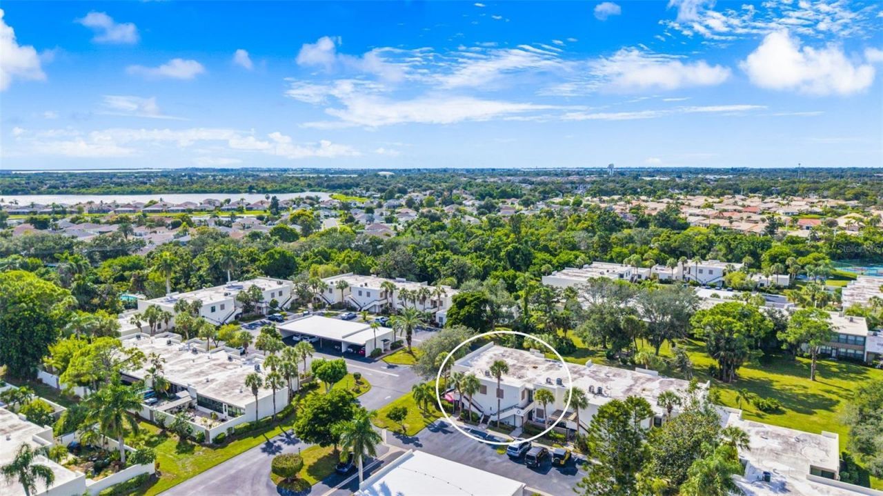 519 Lakeside Drive, Unit 519, Bradenton, FL 34210 Photo