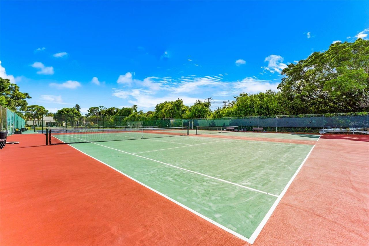519 Lakeside Drive, Unit 519, Bradenton, FL 34210 Photo