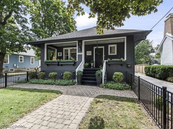 329 W Main Street, Barrington, IL 60010