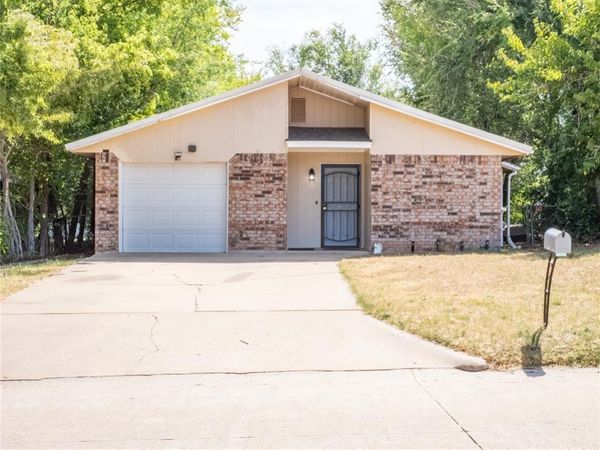 1720 Jesse L Davenport Street, Lawton, OK 73501