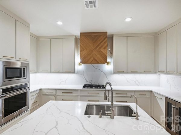 574 N Church Street, Charlotte, NC 28202