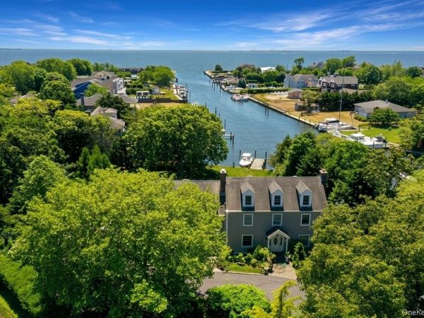 110 Elder Road , Islip, NY 11751