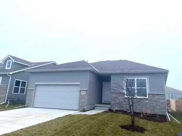 20926 Sedona Street, Gretna, NE 68028