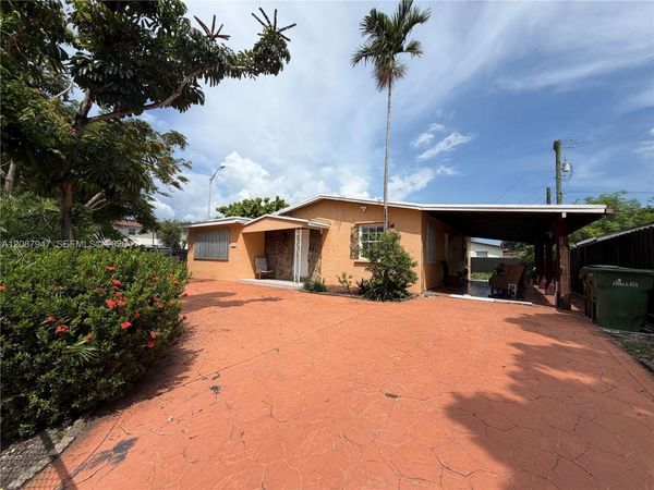 3495 W 13th Ave , Hialeah, FL 33012