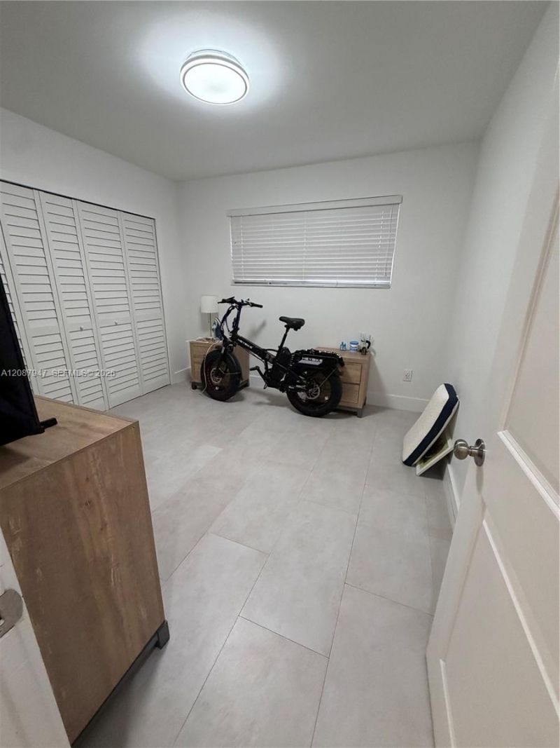 3495 W 13th Ave, Hialeah, FL 33012 Photo