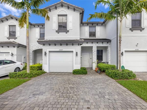 20427 NW 4th Ct , Miami Gardens, FL 33169
