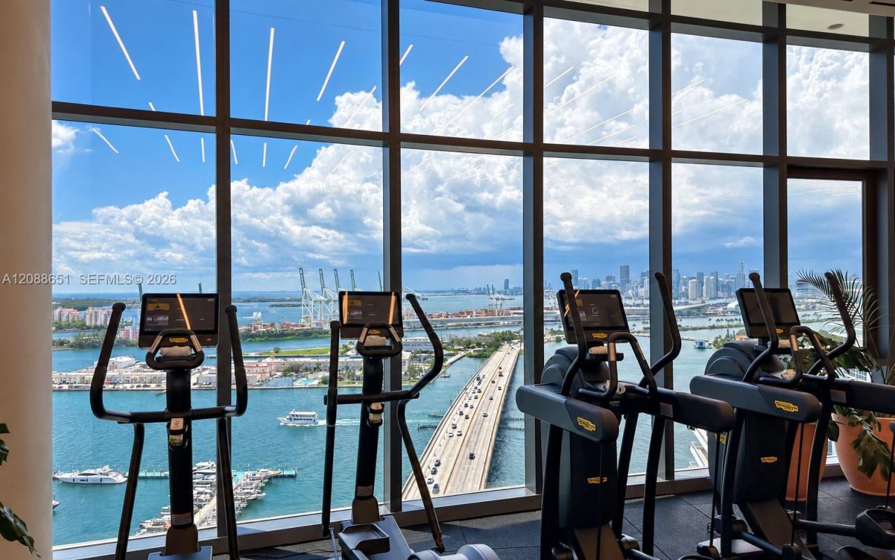 500 Alton Rd, Unit 506, Miami Beach, FL 33139 Photo