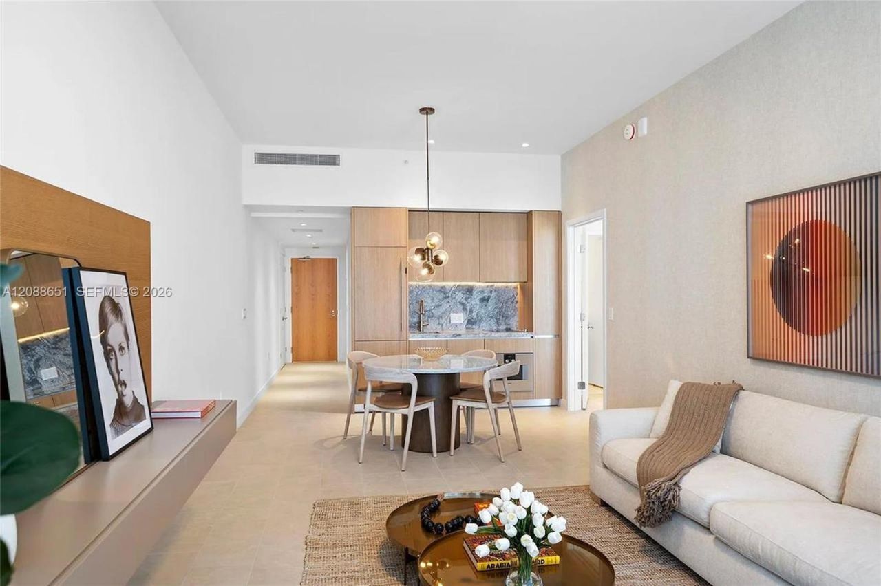 500 Alton Rd, Unit 506, Miami Beach, FL 33139 Photo