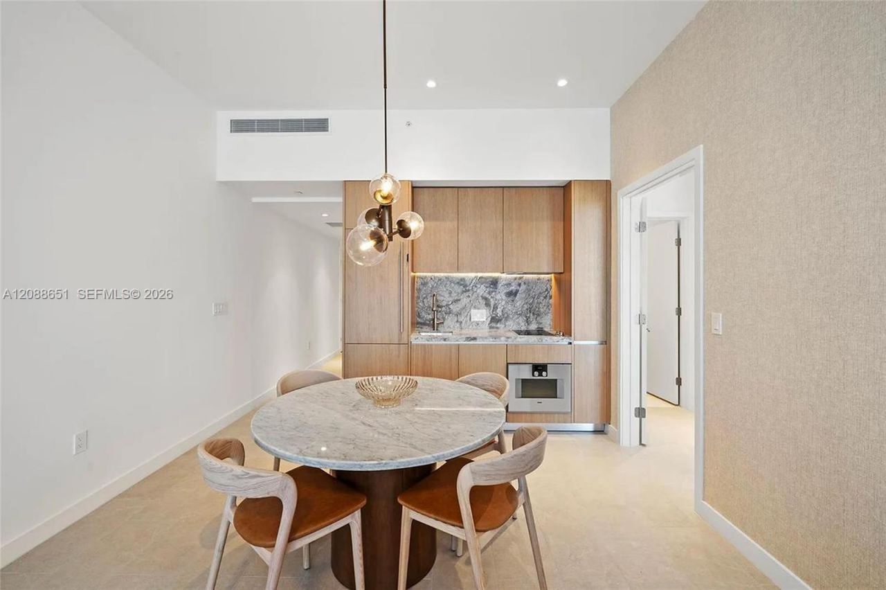 500 Alton Rd, Unit 506, Miami Beach, FL 33139 Photo