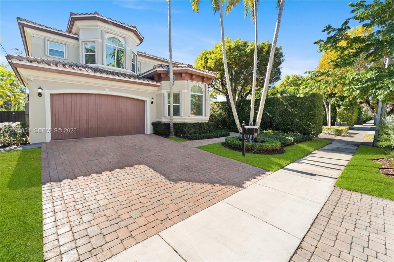 1490 Cleveland Rd, Miami Beach, FL 33141 Photo