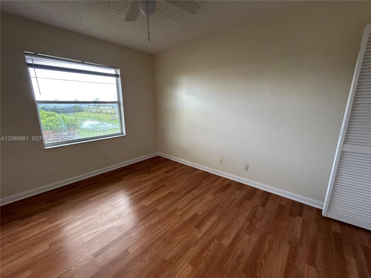 910 E Cypress Way E, Palm Springs, FL 33406 Photo