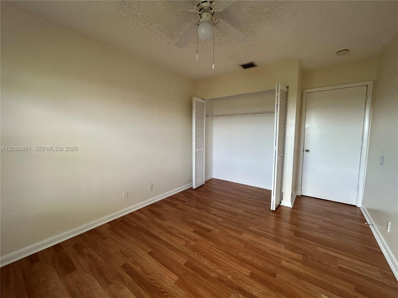 910 E Cypress Way E, Palm Springs, FL 33406 Photo