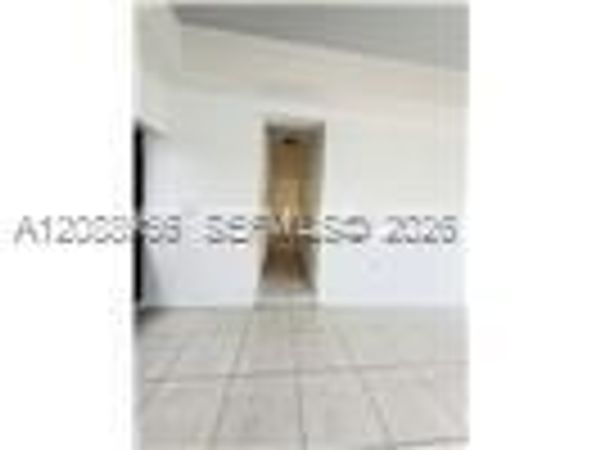 5737 Grant St, Unit 1, Hollywood, FL 33021