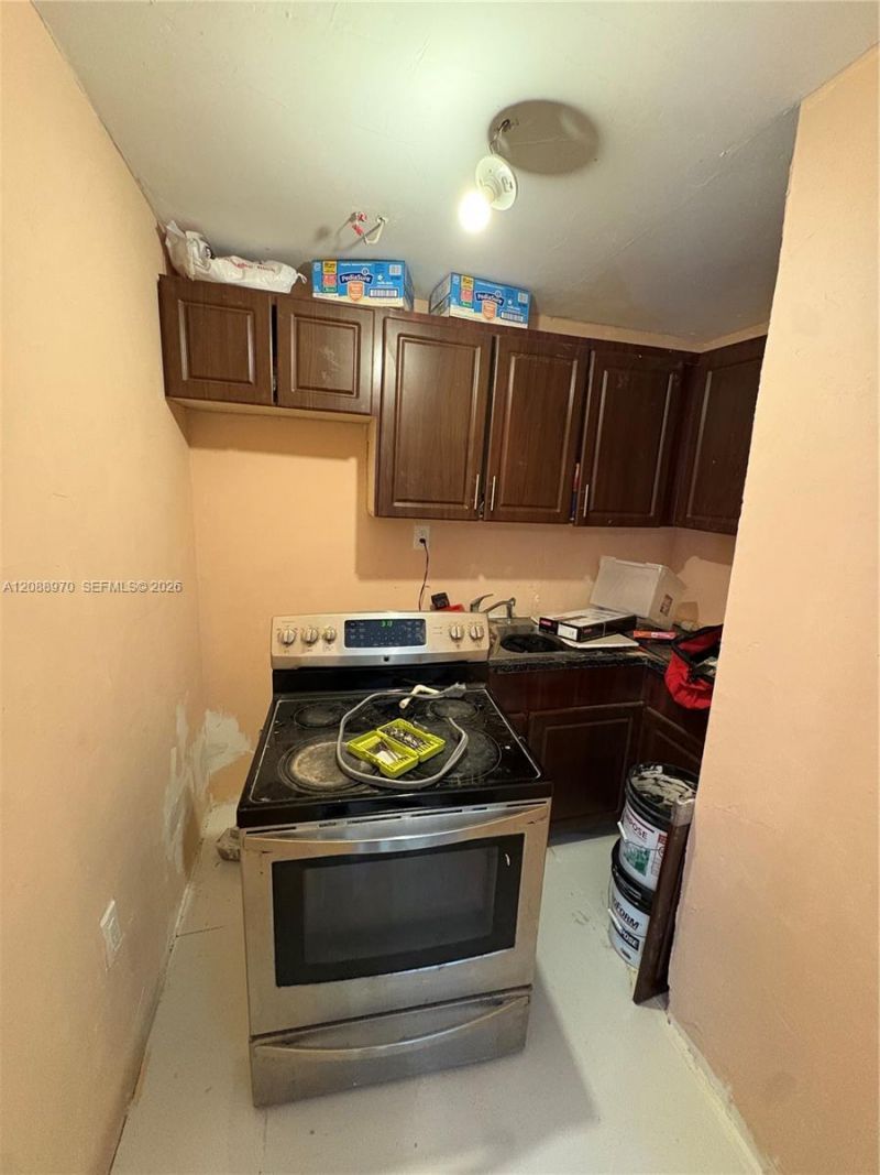 7812 NE Miami Ct, Miami, FL 33138 Photo