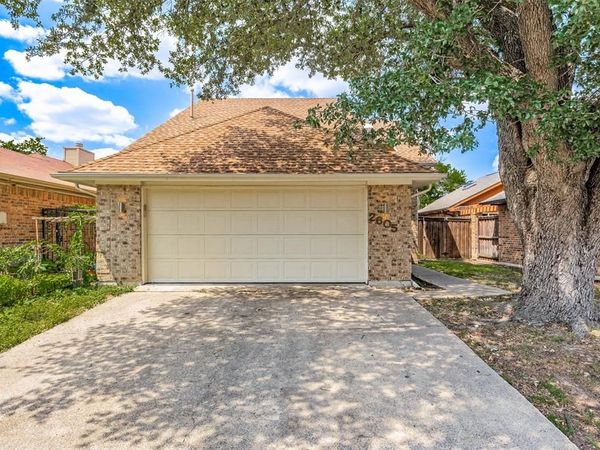 2605 Centaurus Drive , Garland, TX 75044