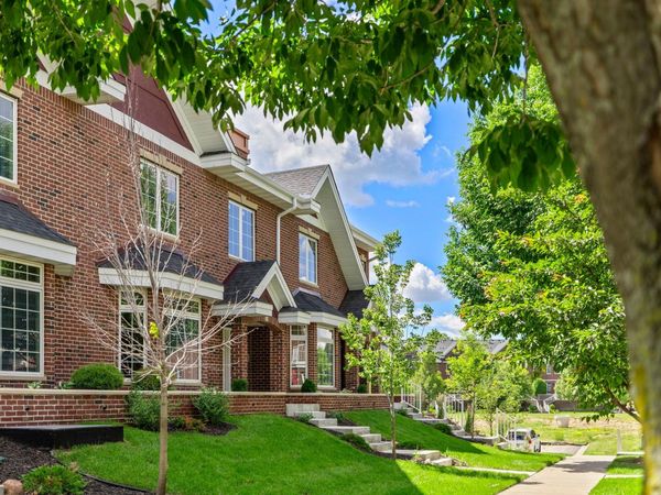 10814 Falling Water Lane, Unit A, Woodbury, MN 55129
