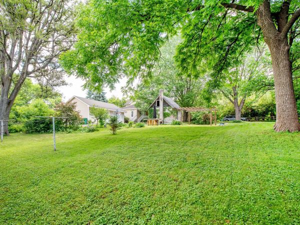 1603 Dodd Road , Mendota Heights, MN 55118