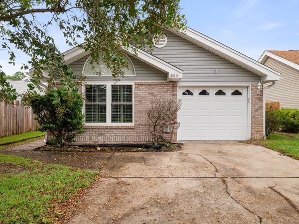 1866 Heartland Drive, Fort Walton Beach, FL 32547