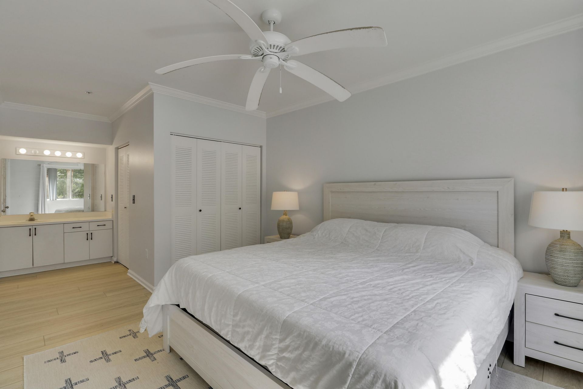 242 Village Boulevard, Unit 2212, Tequesta, FL 33469 Photo