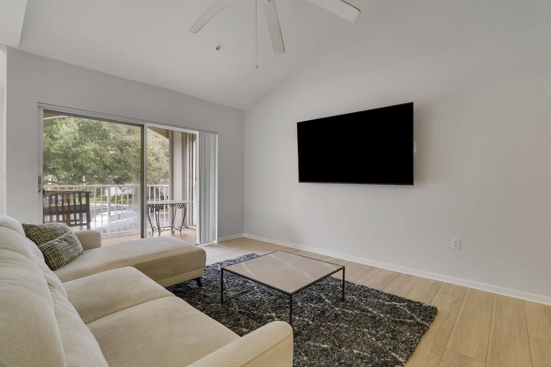 242 Village Boulevard, Unit 2212, Tequesta, FL 33469 Photo