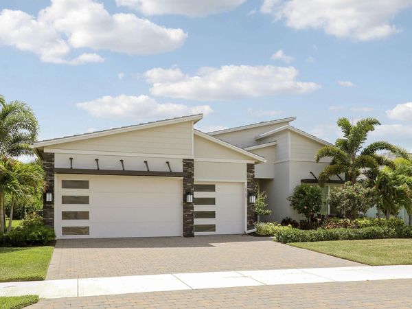 10909 STELLAR Circle, Palm Beach Gardens, FL 33412