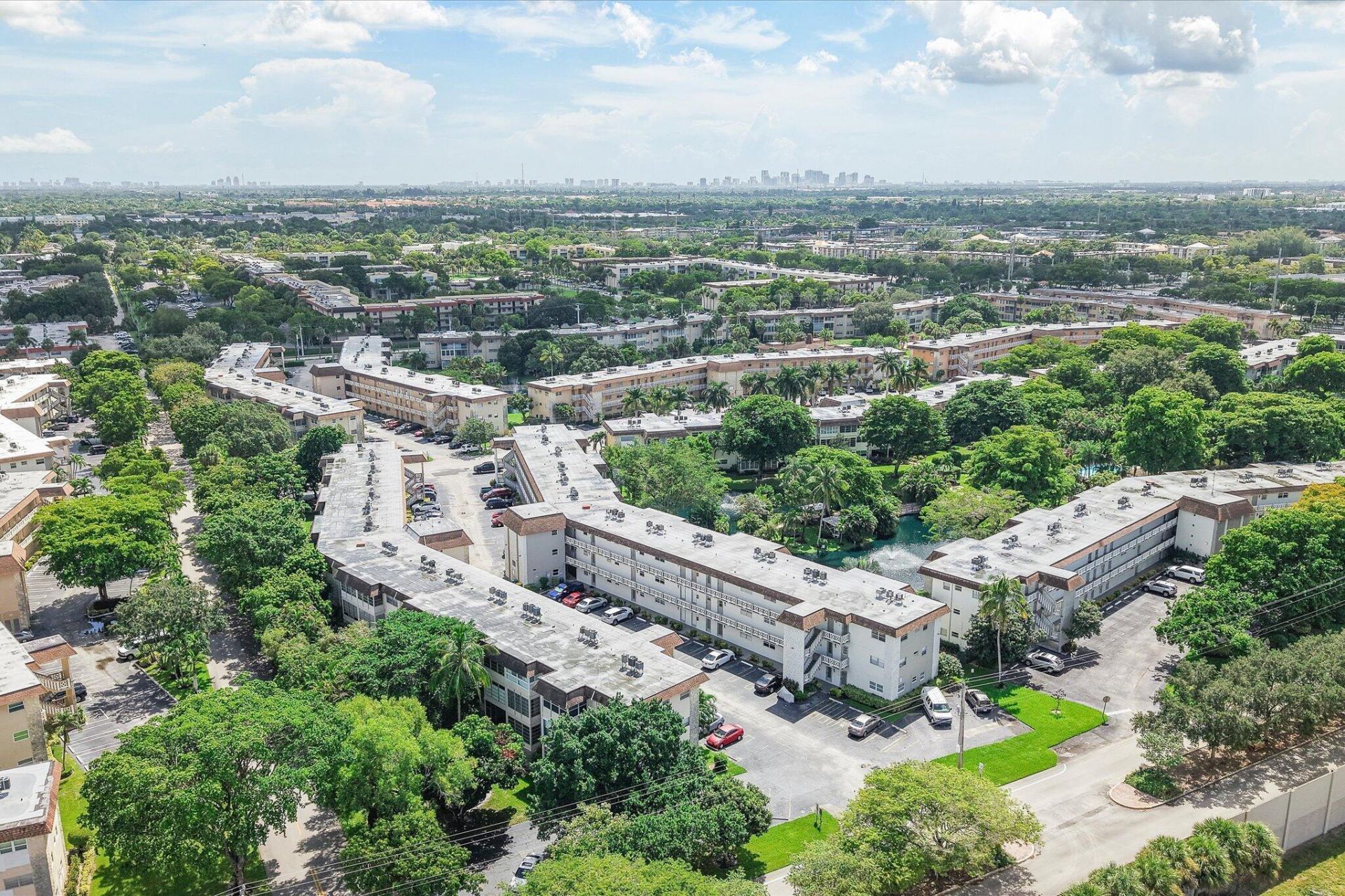 5171 W Oakland Park Boulevard, Unit 204, Lauderdale Lakes, FL 33313 Photo