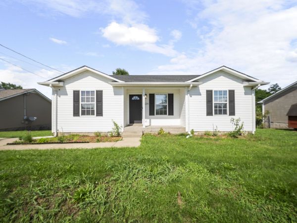 524 Potomac Dr , Oak Grove, KY 42262
