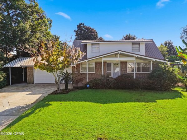 910 Calhoun Avenue , Panama City, FL 32401
