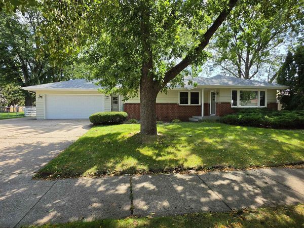 1213 Kellogg Avenue, Janesville, WI 53546