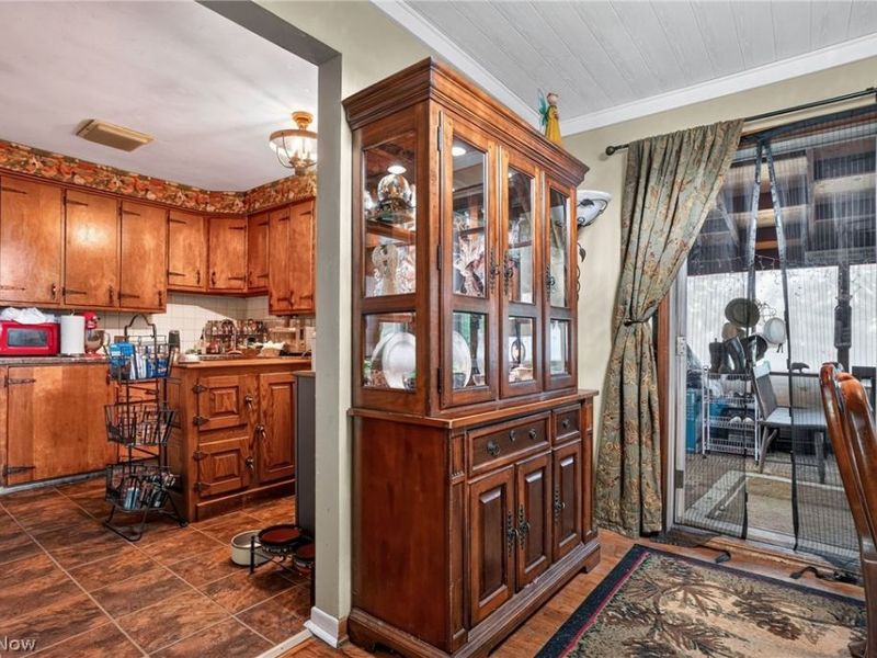 8910 Crackel Road, Chagrin Falls, OH 44023 Photo 13