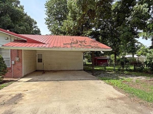 117 NW Lawrence Street , Hoxie, AR 72433