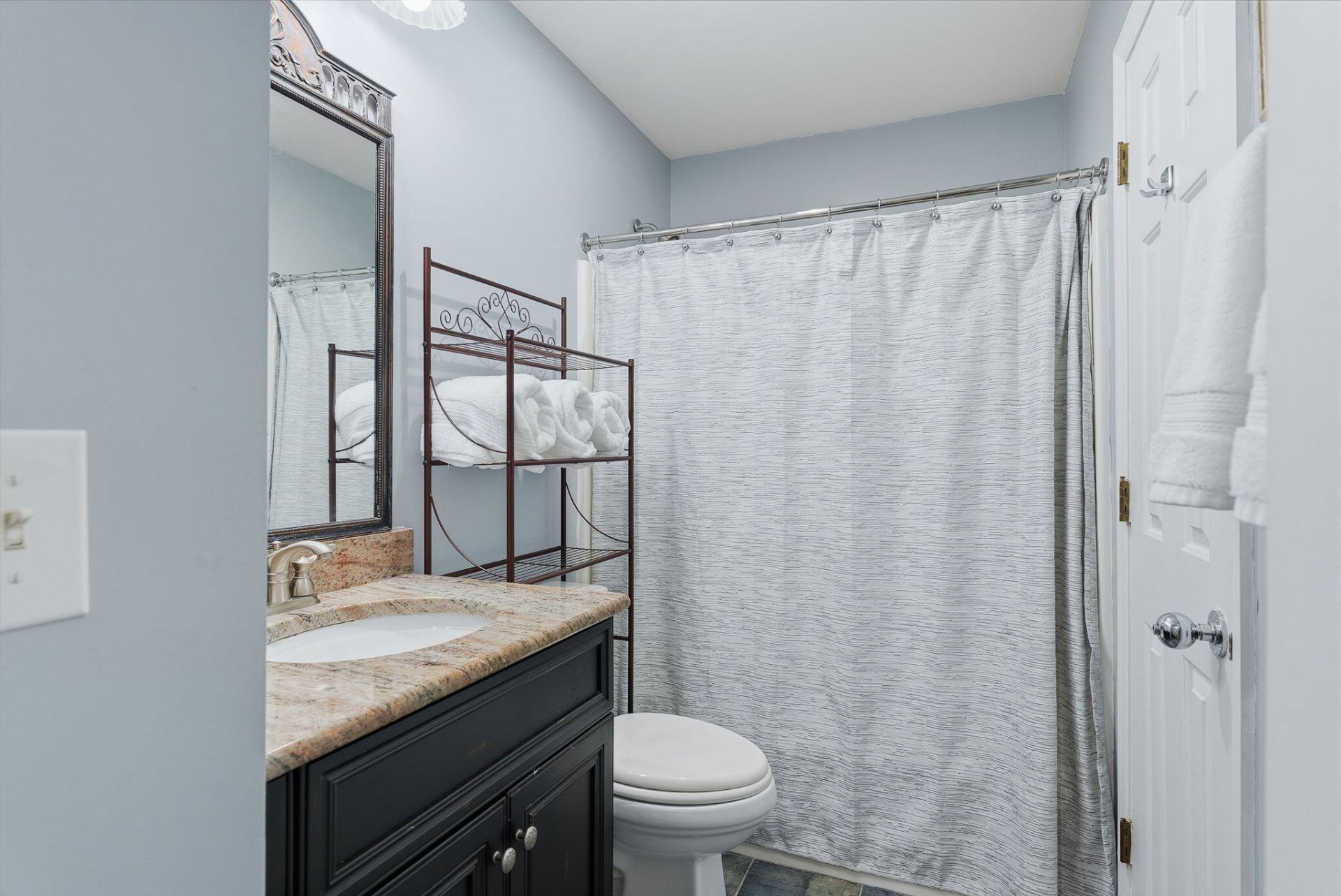 2411 Racquet Club Drive Photo 24